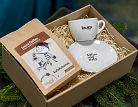 Balíček s hrnečkem a kávou